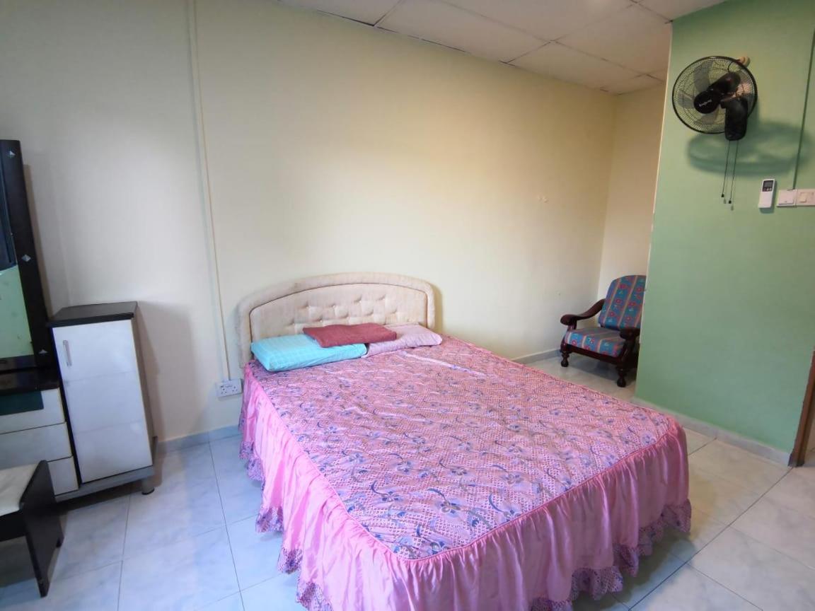 Cosy Homestay Ulu Tiram Εξωτερικό φωτογραφία