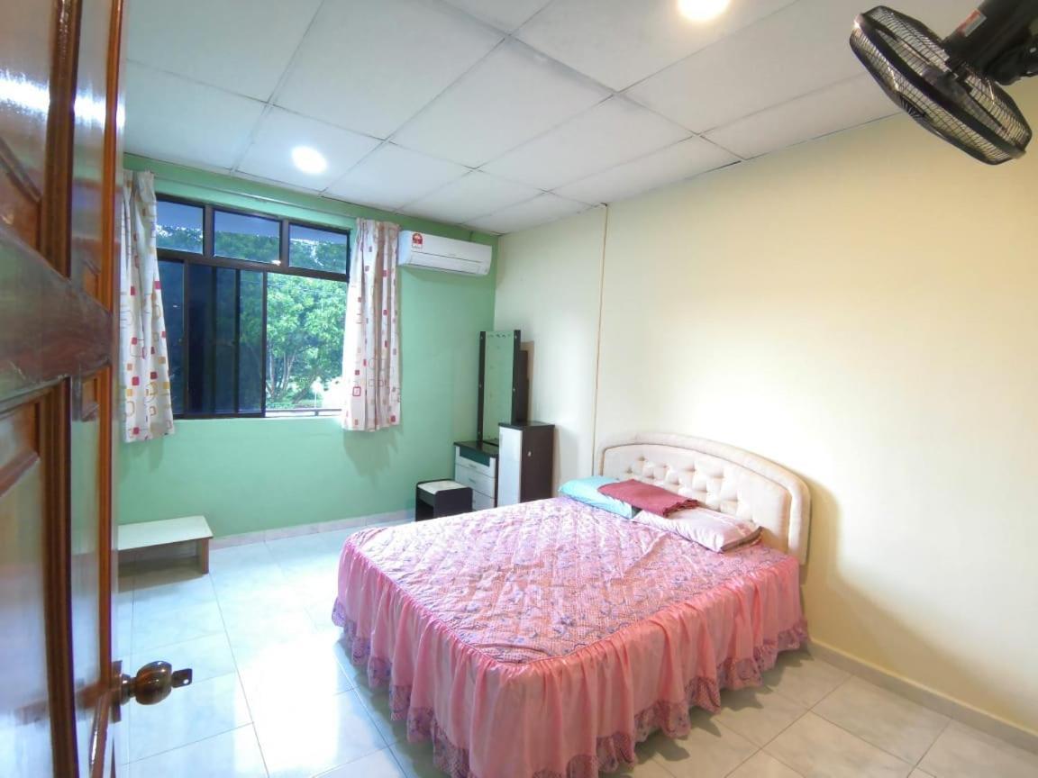 Cosy Homestay Ulu Tiram Εξωτερικό φωτογραφία